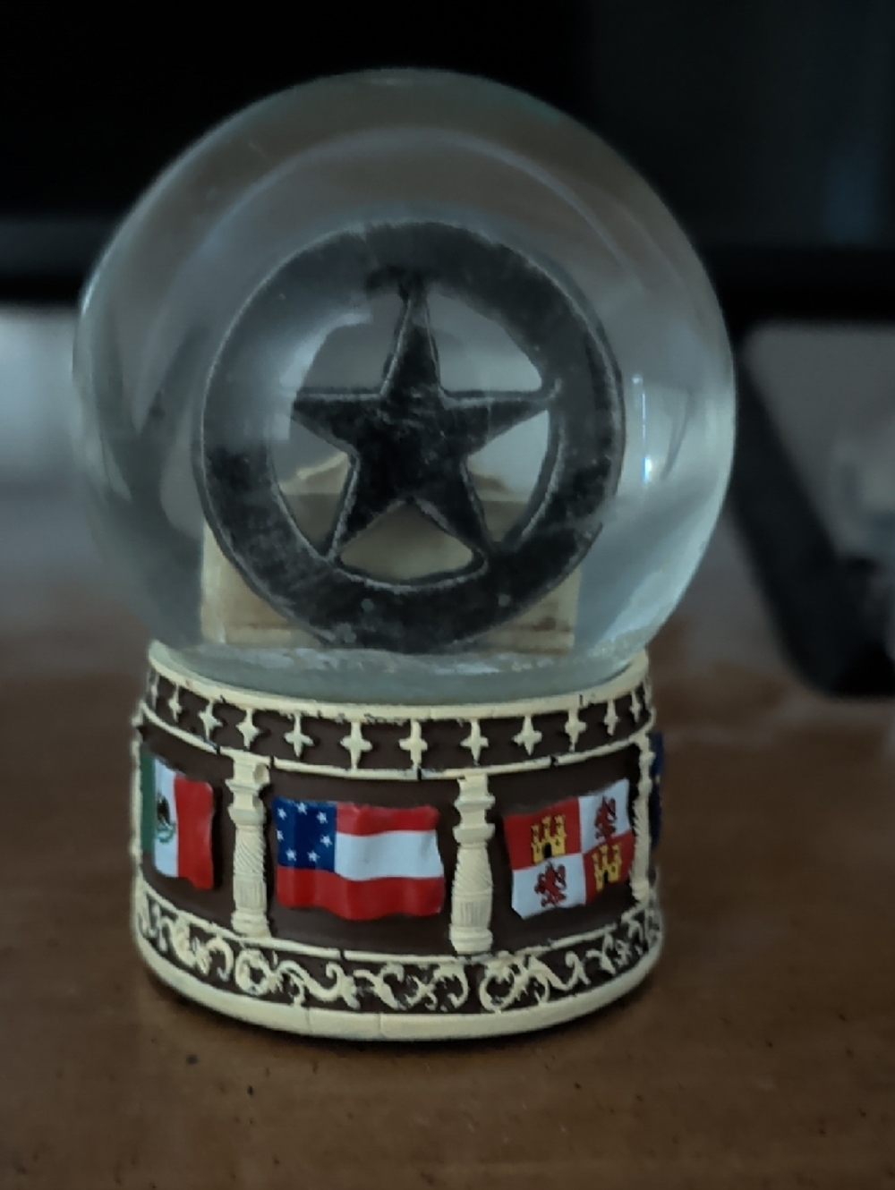Remember The Alamo Snow Globe - Beige & Brown - Picture 3 of 6